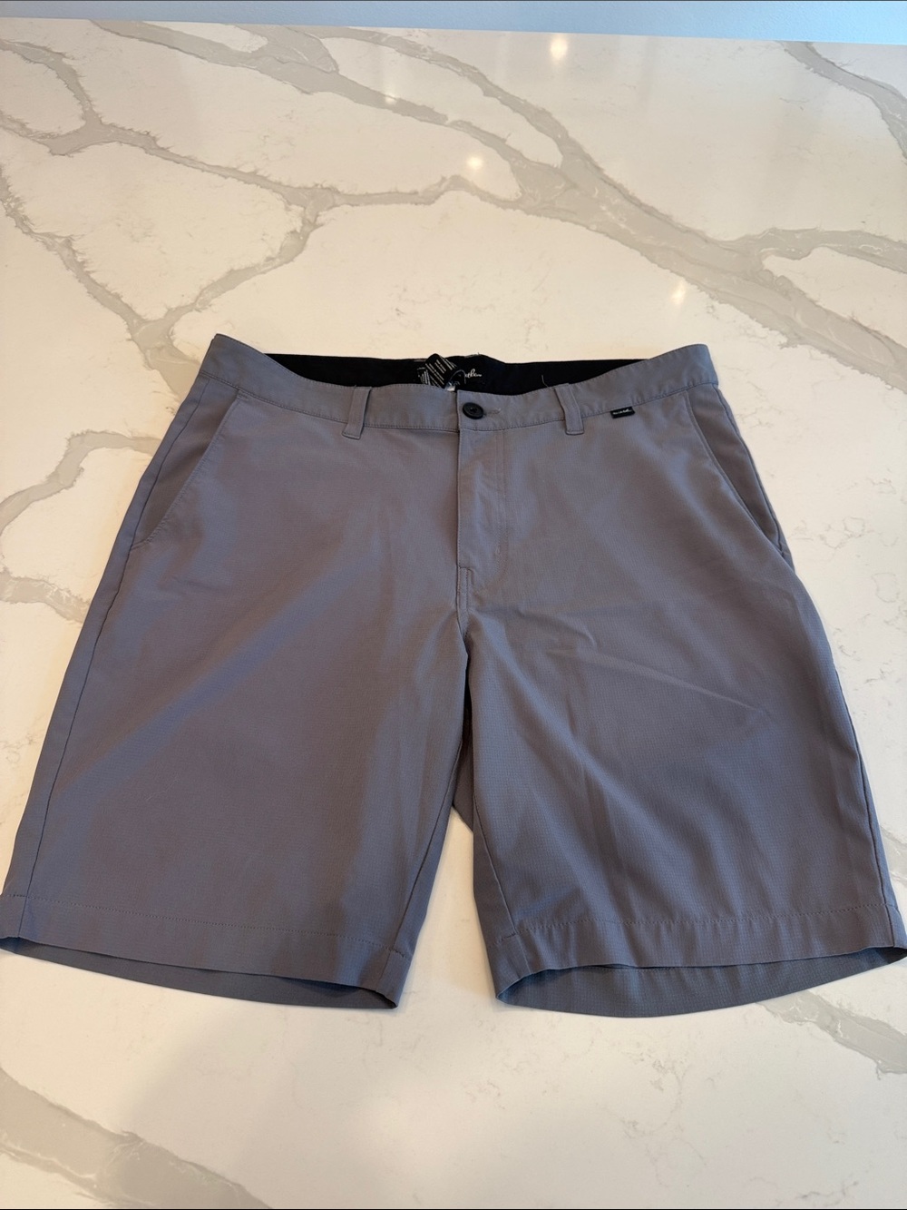 Travis Mathew Gray Flat Front Performance Shorts Sz 36
